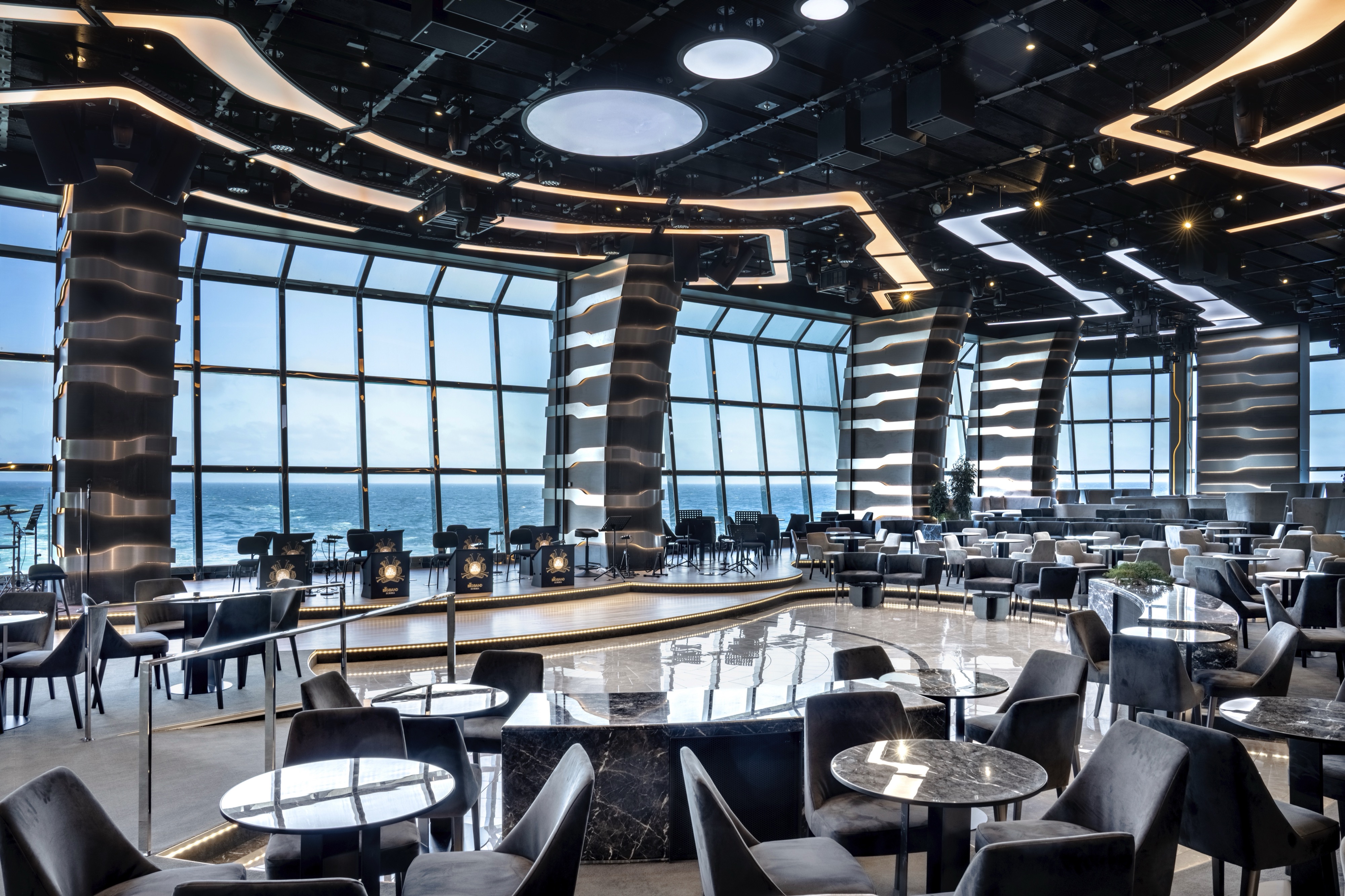 MSC Euribia - Carousel Lounge